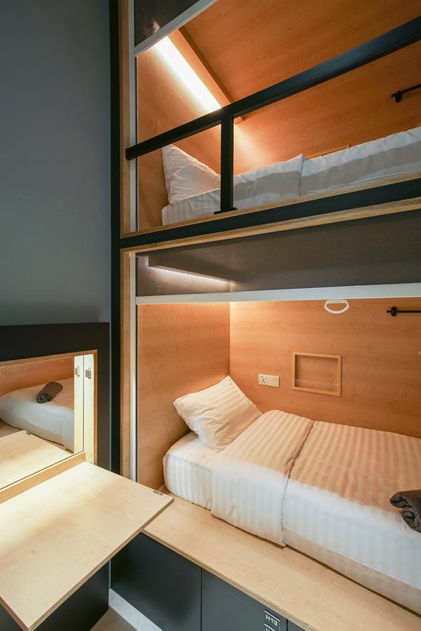 Hostel The Bed Klcc Kuala Lumpur Exterior foto